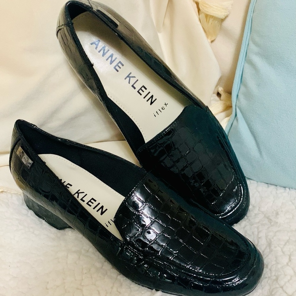 Anne Klein flex loafers
